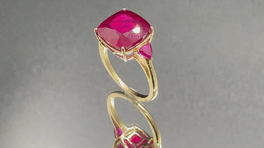 12.3 ctw. Niassa Ruby Fissure-Filled Ring